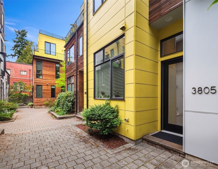 3805  Fremont Lane N  Seattle WA 98103 photo