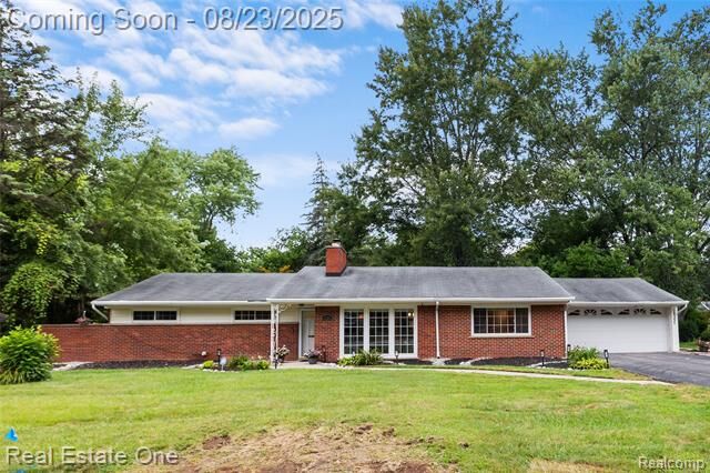 Property Photo: 28257 New Castle Road MI 48331