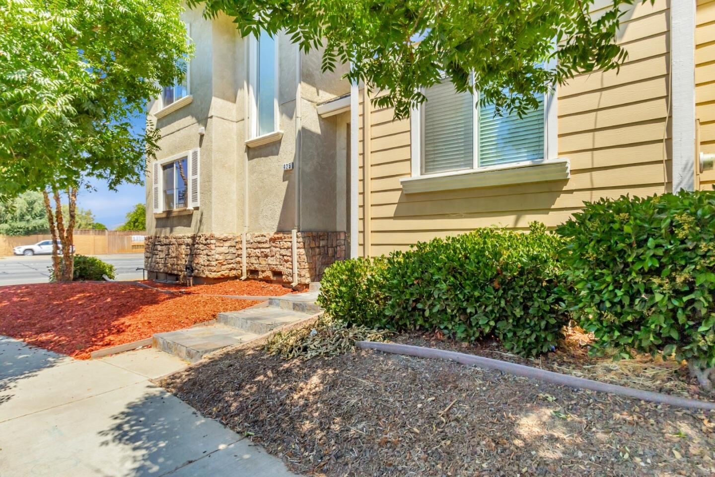 Property Photo: 425 Carpentier Way CA 95111