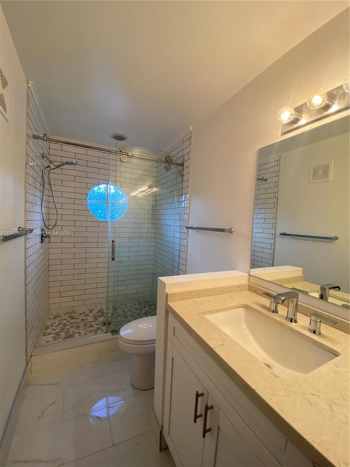 Property Photo: 449 SW 122nd Ter FL 33025