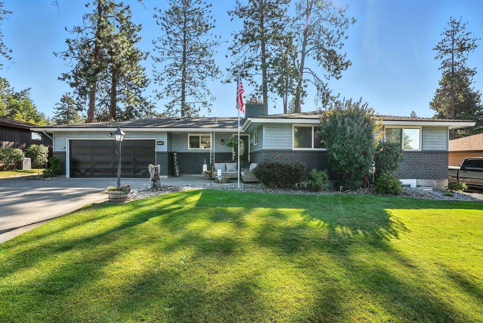 Property Photo: 7130 N Drumheller St WA 99208