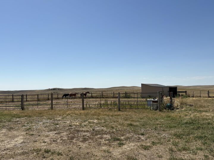 Property Photo: 33 Oxbow Road WY 82834