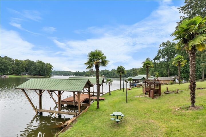 Property Photo: 801 McFalls Circle SC 29621