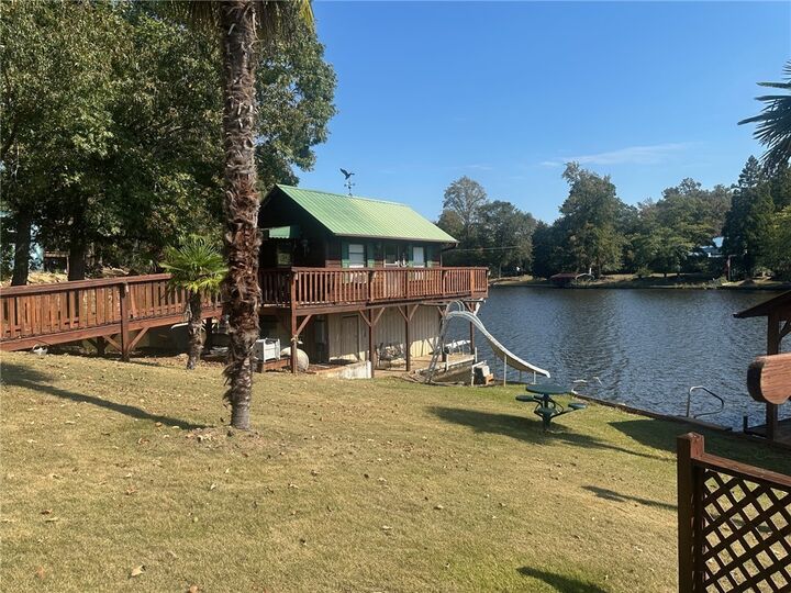 Property Photo:  801 McFalls Circle  SC 29621 