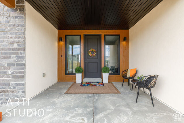 Property Photo: 4041 E 4475 N UT 84310