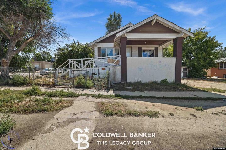 Property Photo: 803 W 11th Street WY 82601