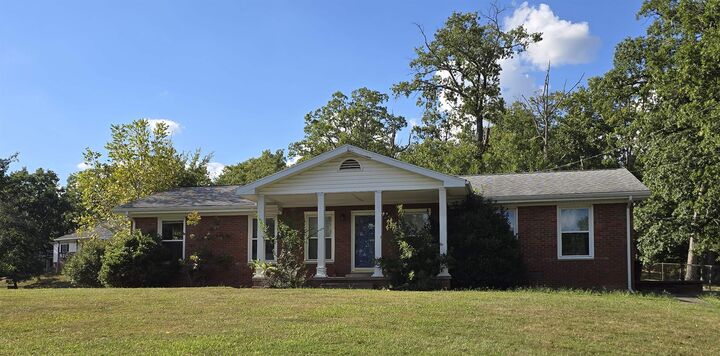 5825 Parkview Dr  Ashland KY 41102 photo