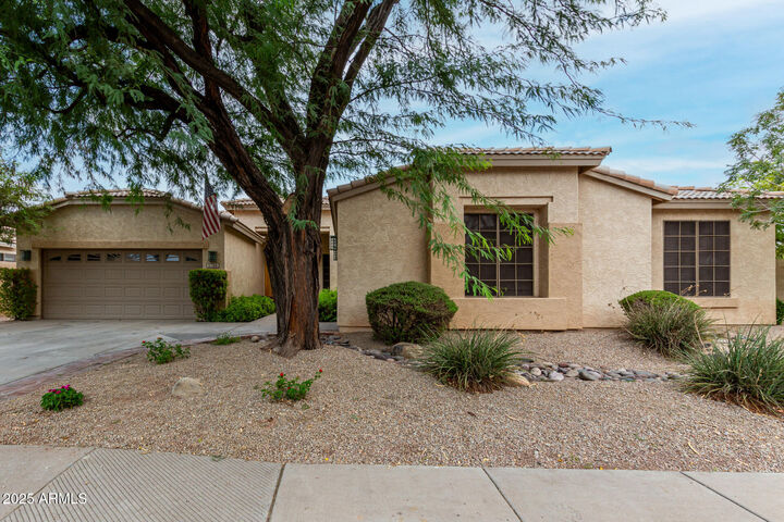 Property Photo: 1708 E Knoll Street AZ 85203