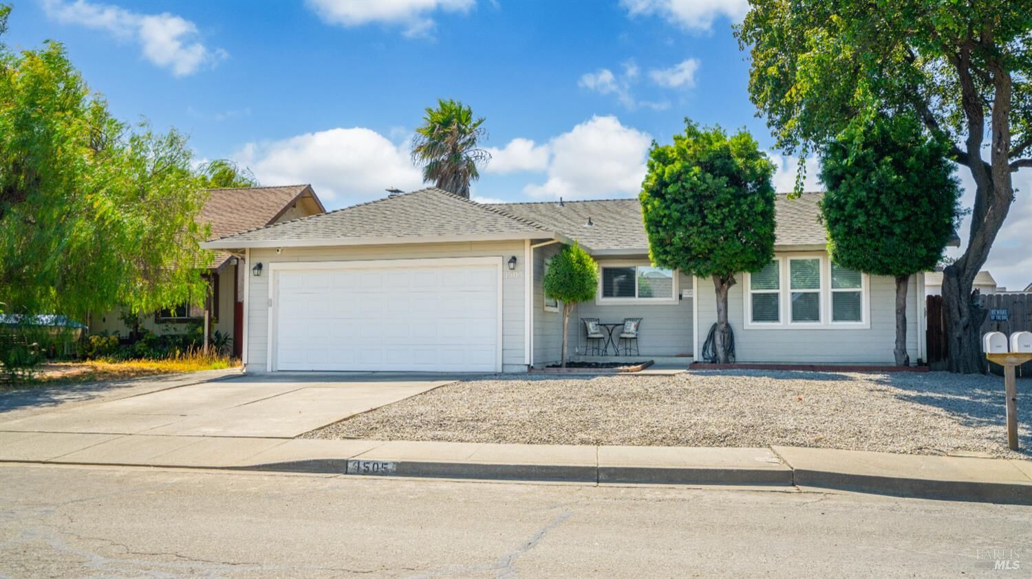 Property Photo: 1505 Casa Loma Way CA 94585