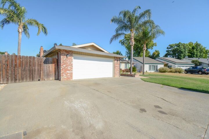 Property Photo: 255 Alderglen Drive CA 95620