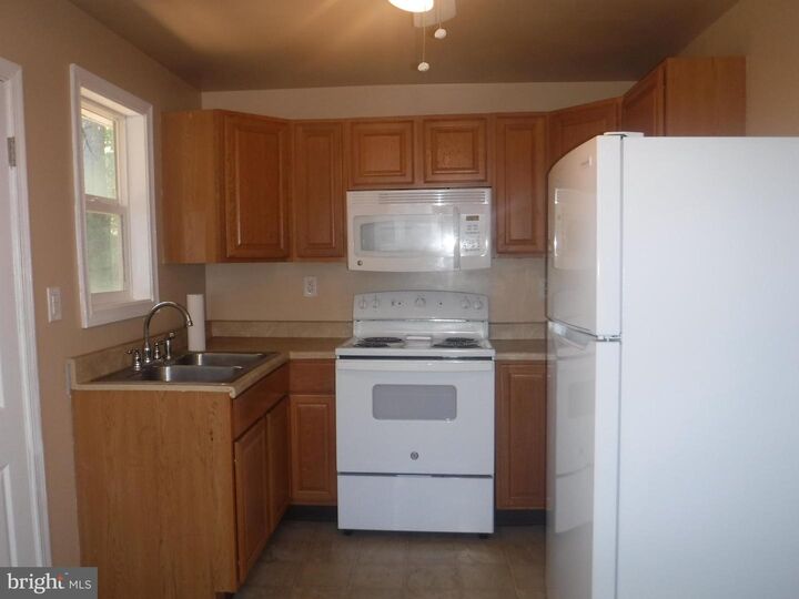 Property Photo: 31 Center Street DE 19934