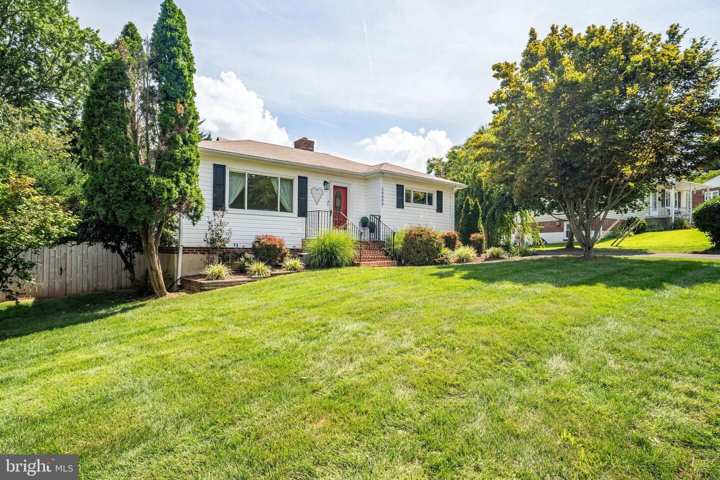 Property Photo:  10009 Terry Street  VA 22031 