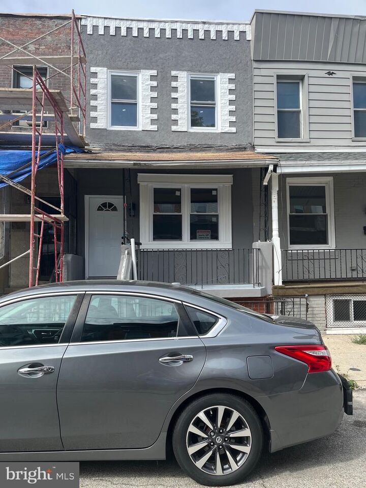 Property Photo: 2552 S Beulah PA 19148