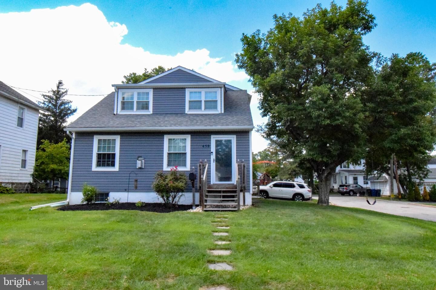 Property Photo: 458 Monroe Avenue PA 19038
