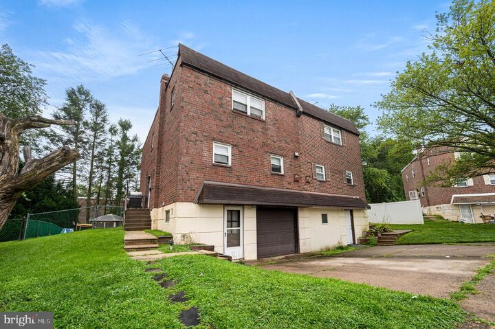 358 Tomlinson Terrace  Philadelphia PA 19116 photo