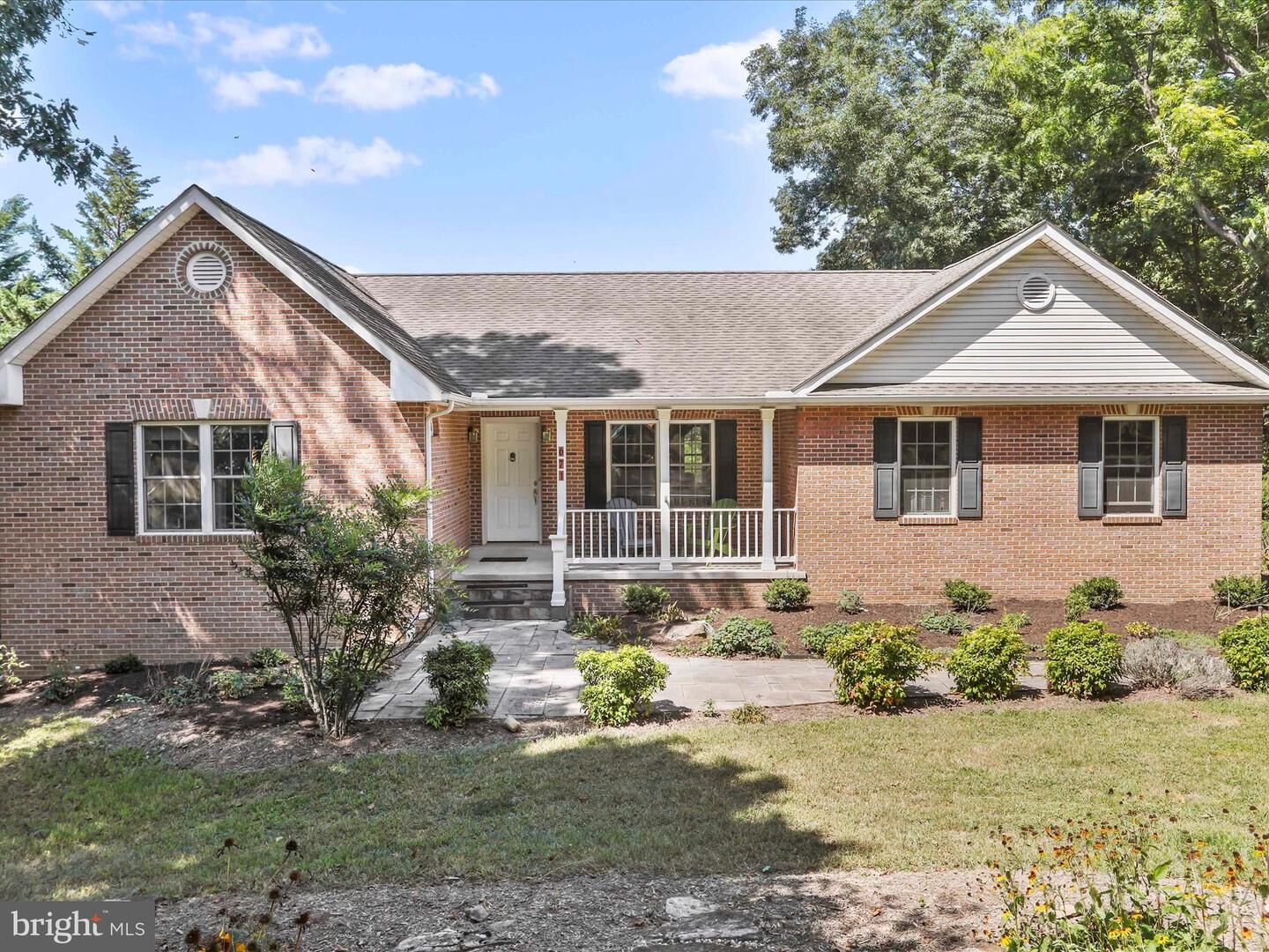 Property Photo: 671 N Ridge Road N WV 25427