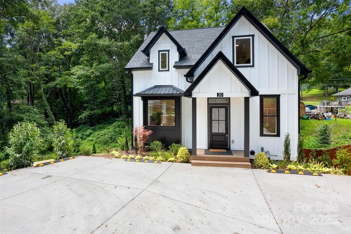 Property Photo:  20 Rash Road  NC 28806 