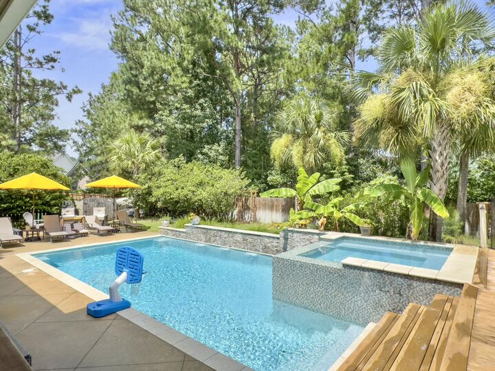 102 Castle Harbor Drive  Summerville SC 29483 photo