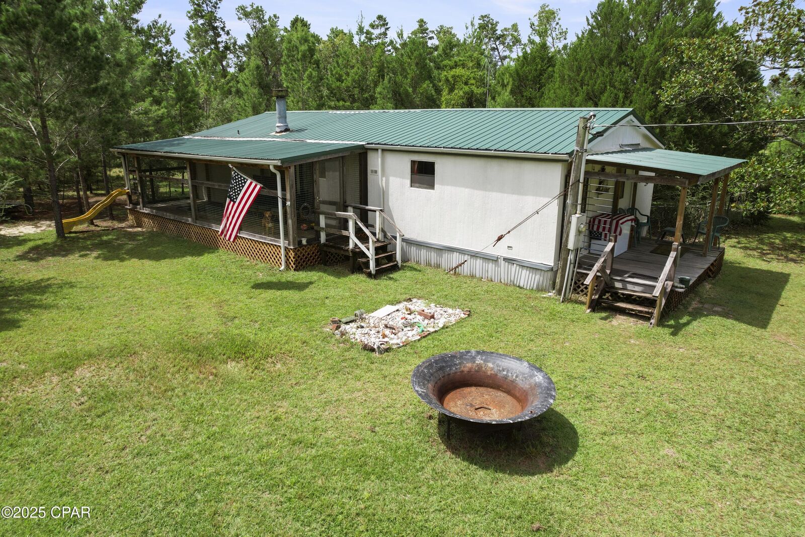 Property Photo:  3860 Fox Hunt Road  FL 32428 