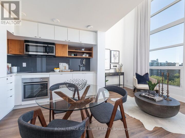 Property Photo:  111 St Clair Avenue West 925  ON M4V 1N5 