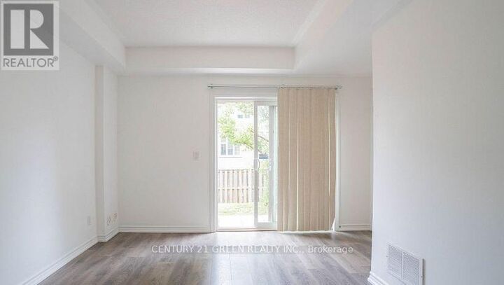 Property Photo:  8 Bakewell Street  ON L5L 2E5 
