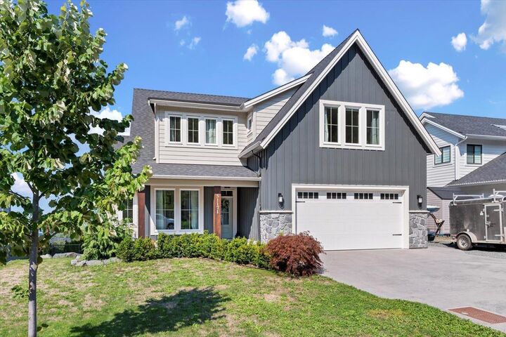 Photo de la propriété: 51171 Ludmila Place BC V4Z 0C9