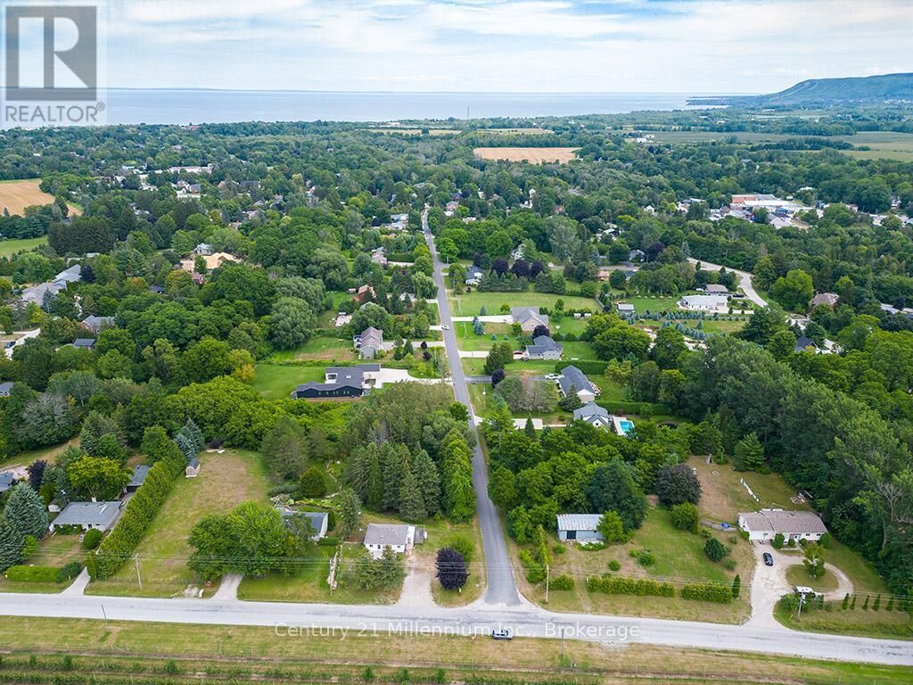 Property Photo:  417047 Tenth Line  ON N0H 1J0 
