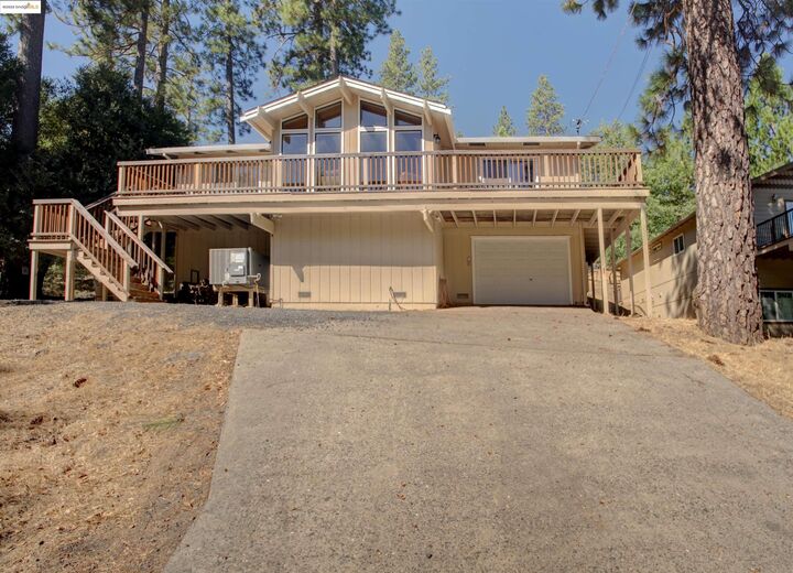 13150 Wells Fargo Dr  Groveland CA 95321 photo