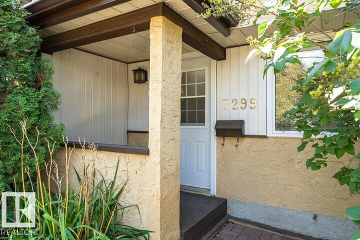 Property Photo: 3299 139 Avenue NW AB T5Y 1T2