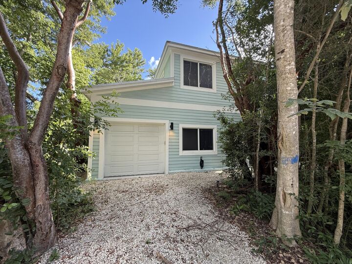 Property Photo: 809 Miramar Dr. Drive FL 33037