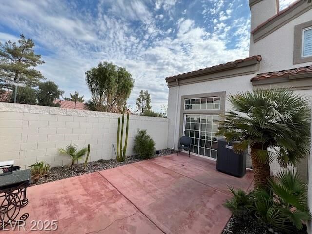 Property Photo: 380 Seine Way NV 89014