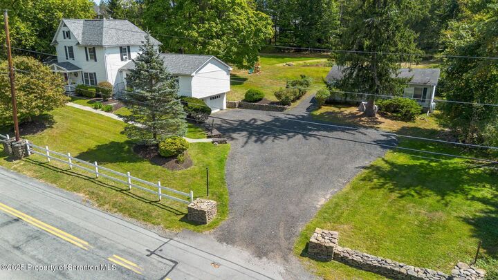 Property Photo:  106 Waverly Road  PA 18414 