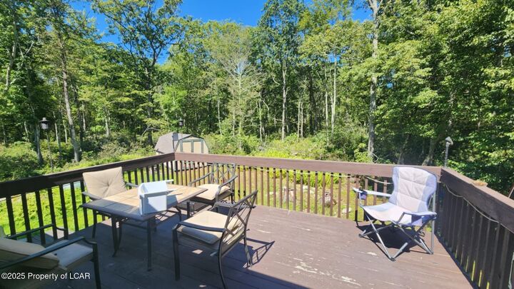 Property Photo: 104 Yvette Court PA 18328