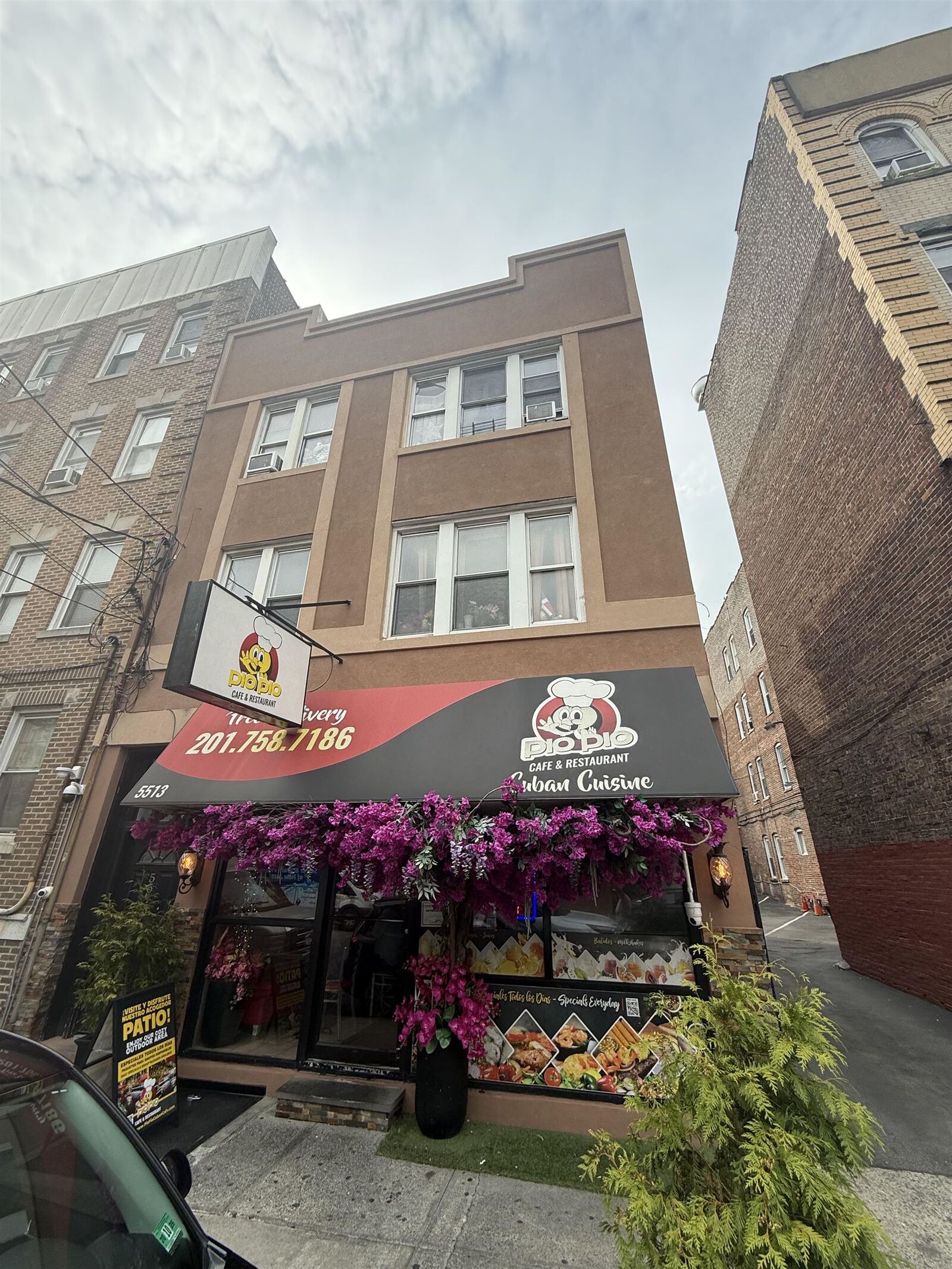 Property Photo:  5513 Hudson Ave  NJ 07093 