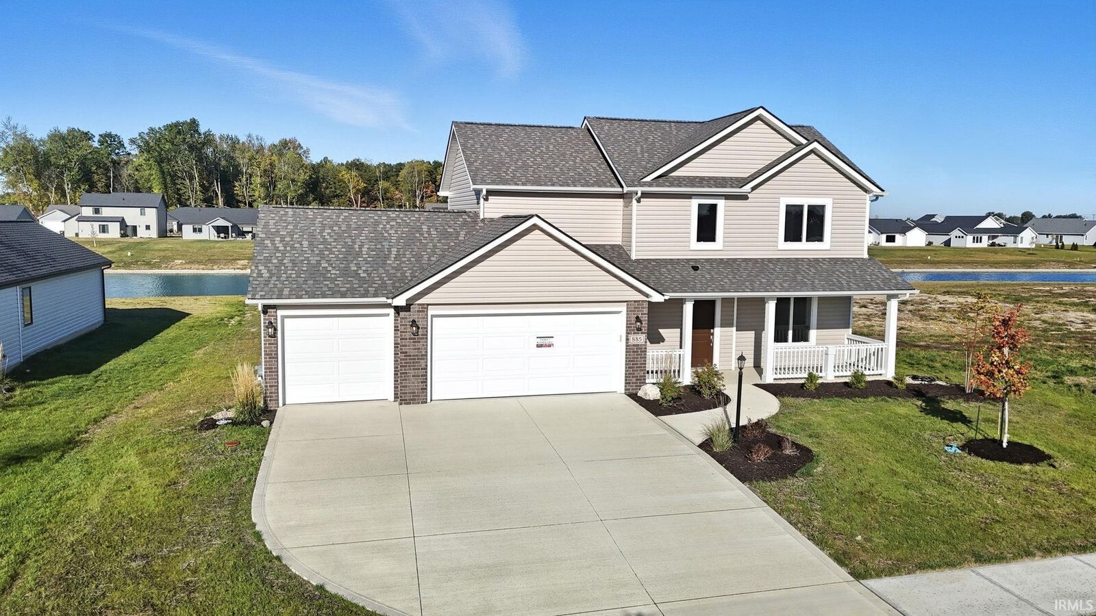 Property Photo: 885 Zenos Boulevard IN 46818