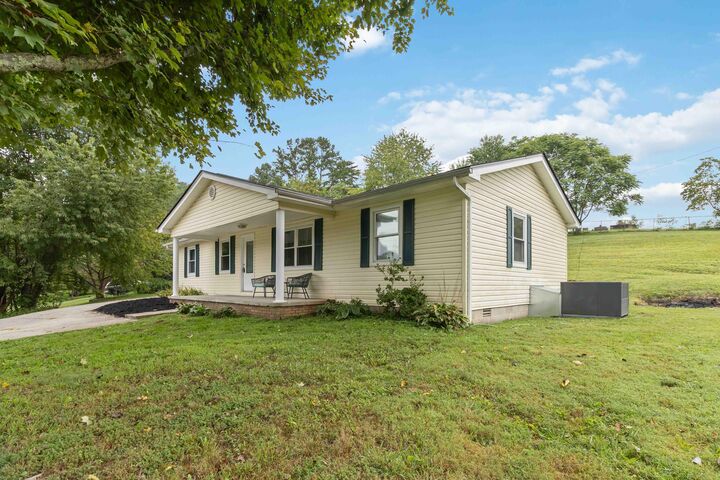 Property Photo: 41 Valentine Branch Road KY 40923