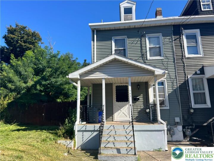 761 Wolf Avenue  Easton PA 18042 photo