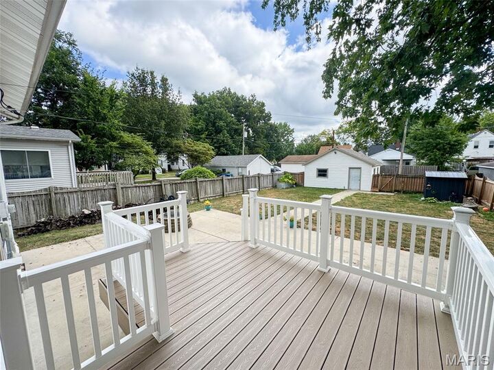 Property Photo: 1405 Olive Street IL 62249