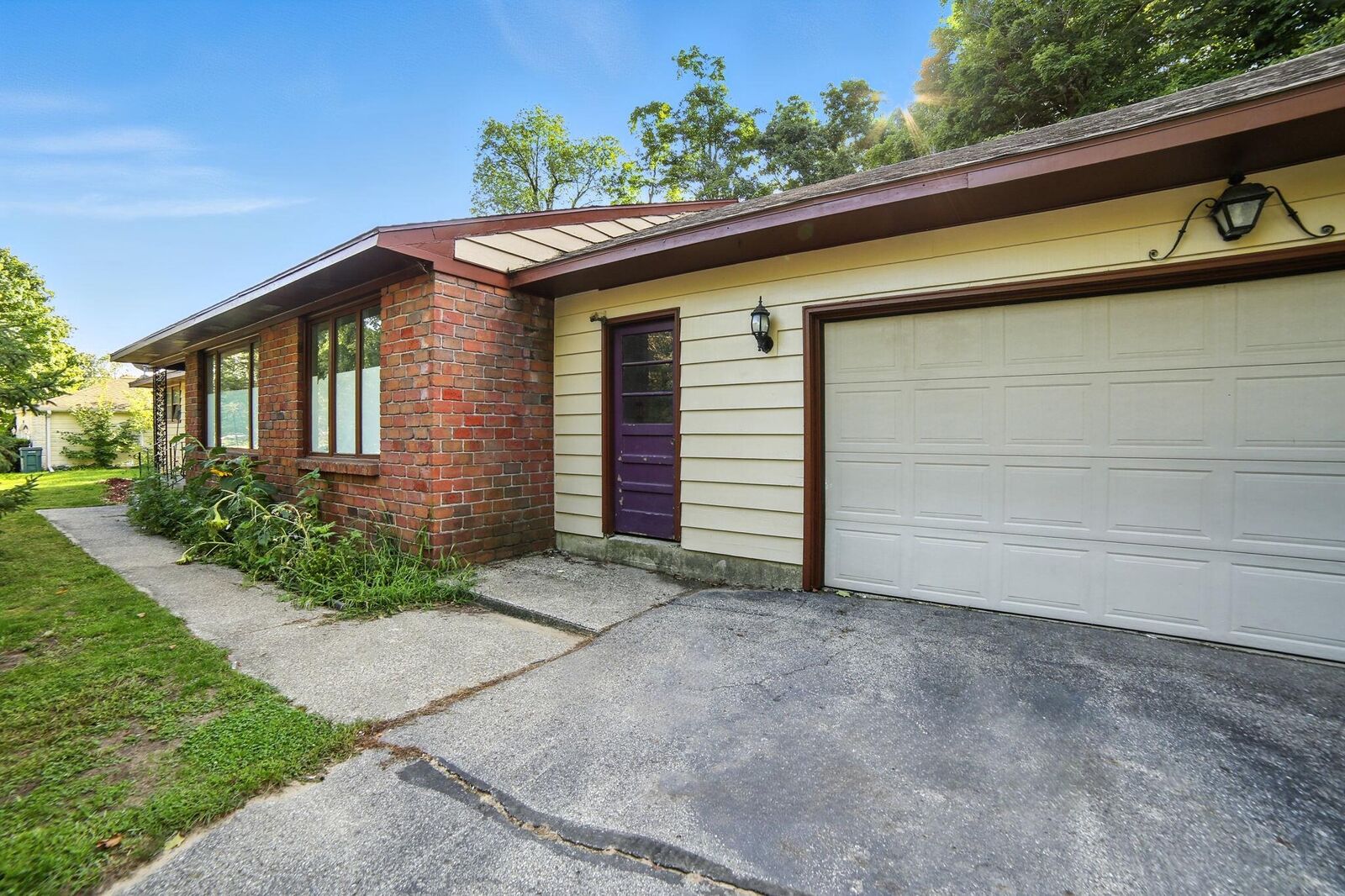 Property Photo: 13911 Windemere Drive NW MI 49534
