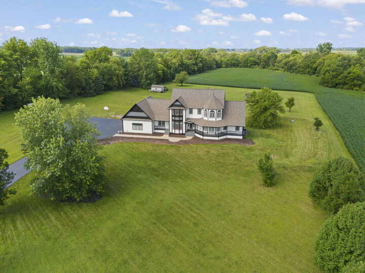 Property Photo: 5065 E Sleepy Hollow Road IL 60518