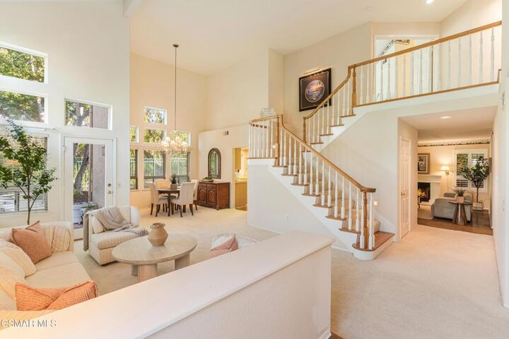 Property Photo:  368 Pellburne Court  CA 93065 