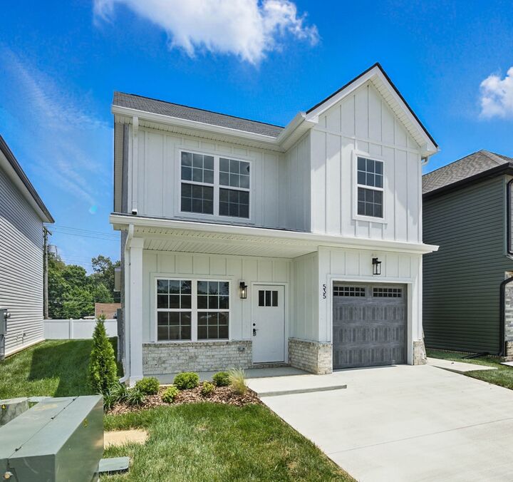 Property Photo: 17 Charleston Cove TN 37043