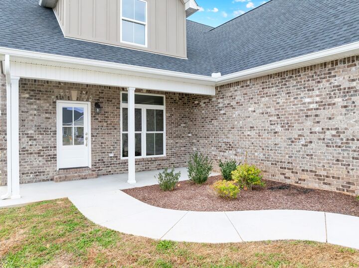 Property Photo: 249 Lookout Dr TN 37398