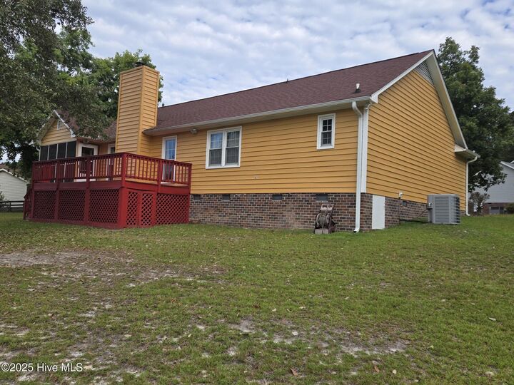 Property Photo:  104 Sky Run  NC 28379 