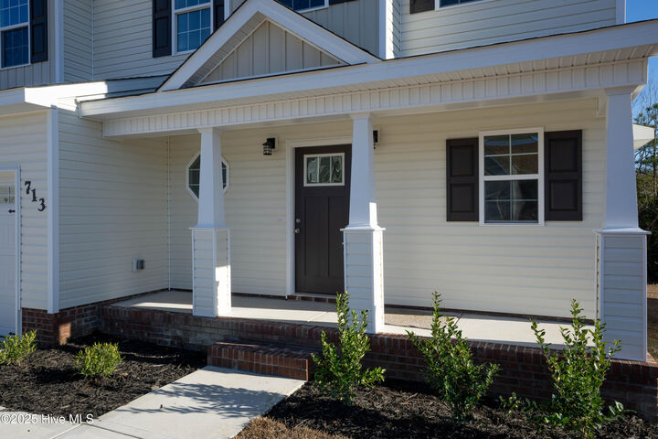Property Photo:  713 Jasmine Lane  NC 28546 