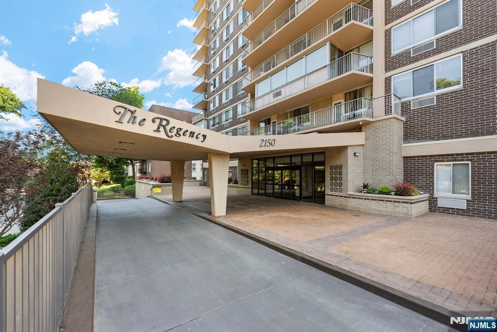 Property Photo:  2150 Center Avenue 16-A  NJ 07024 