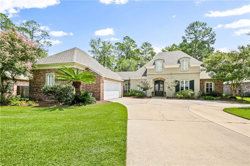 Property Photo:  46 Walnut Place  LA 70433 