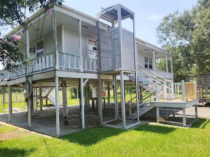 Property Photo: 213 Leve Street LA 70344