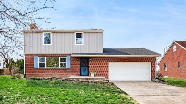 Property Photo: 3125 E Highland Drive OH 43701
