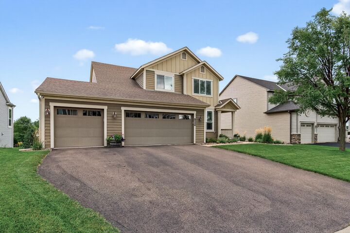 Property Photo:  1068 Jubert Trail  MN 55340 